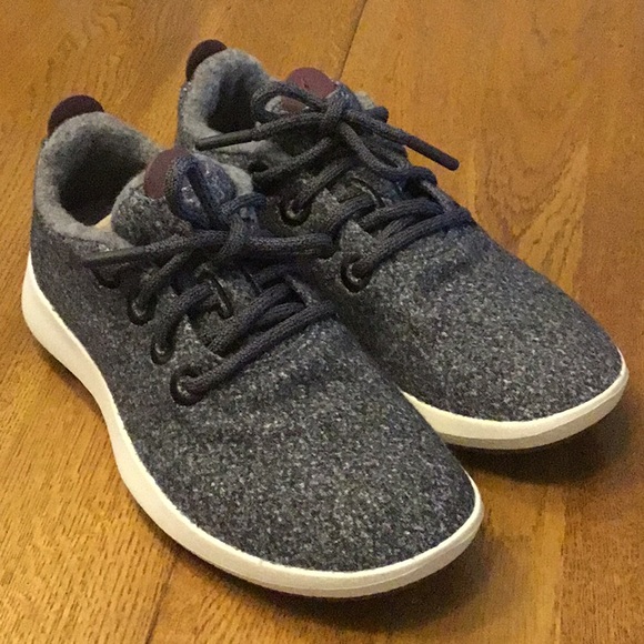 Allbirds 6 Women's Wool Sneakers in Charcoal and White - Picture 1 of 8